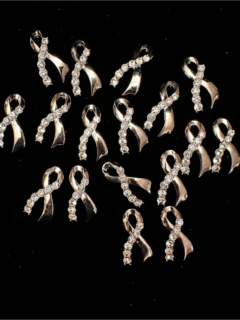 Silver & Crystal Ribbon Hope Awarness Brooch/Pendants - Pack of 16